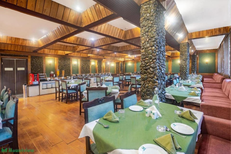 Hotel Mount View Hotel in Punjab