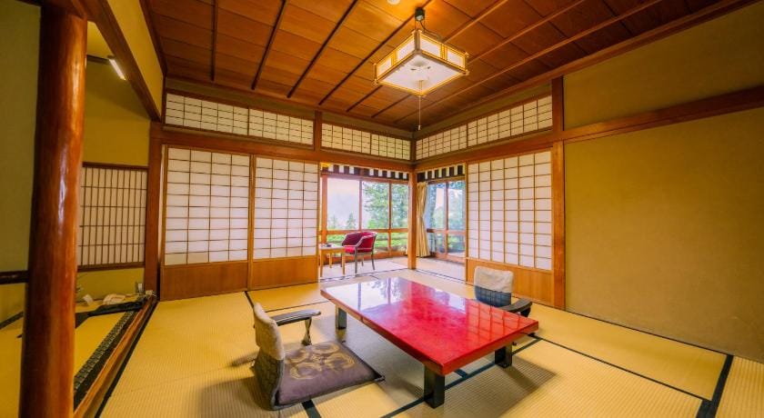 Yunoshimakan Ryokan in Tokyo Prefecture