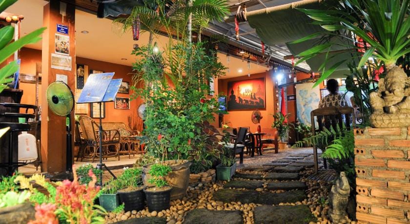 All in 1 Guesthouse Bed and Breakfast in Chiang Mai