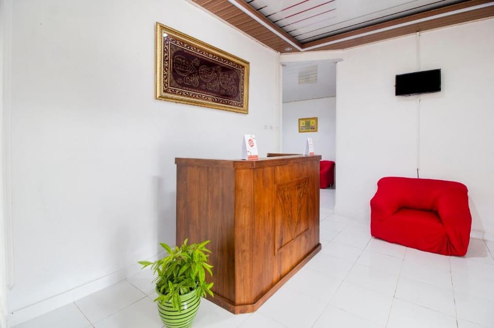 Hotel O Sukarame Near Universitas Islam Negeri Raden Intan Lampung Formerly Hotel Legundi Hotel in Indonesia