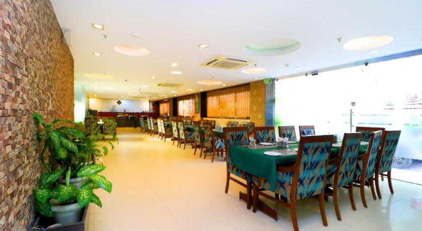 Hotel Rajshree Hotel in Chandigarh