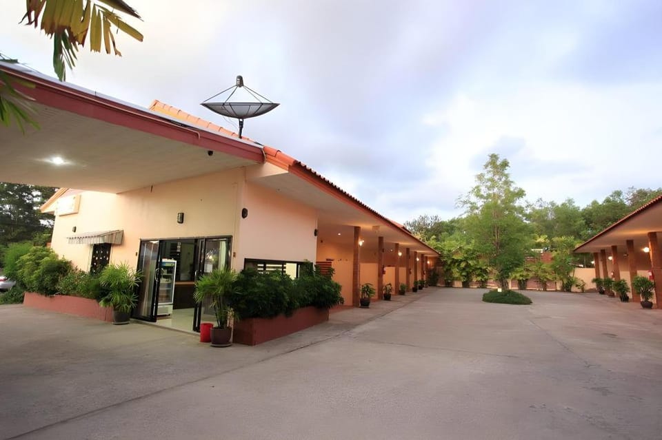 Roomplace Bed and Breakfast in Thailand