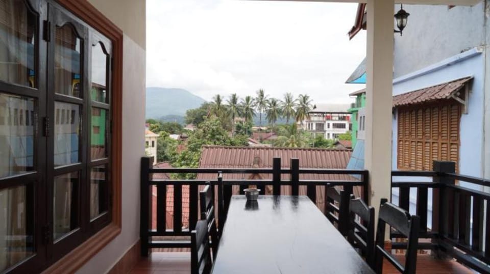 Maylay Guesthouse Bed and Breakfast in Vang Vieng