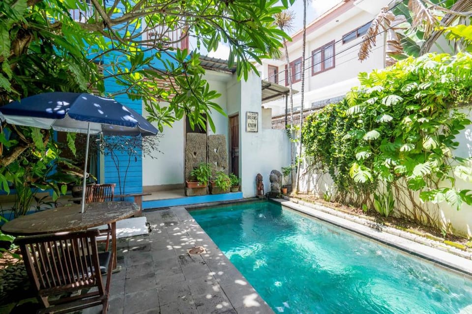 RedDoorz near Pantai Sanur Bali Hotel in Denpasar