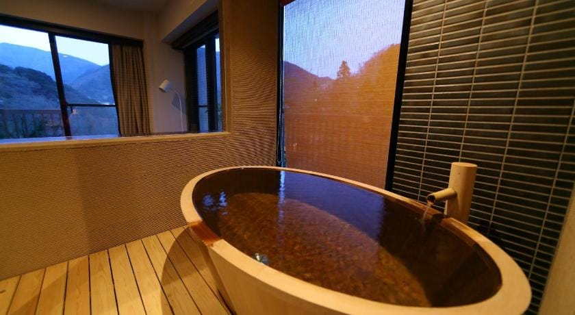 Art & Music Spa Resort Manatei Hakone Hotel in Hakone