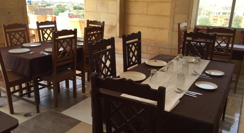 Hotel Classic Bed and Breakfast in Sindh