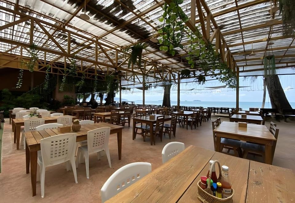 Flora I Talay Resort Resort in Ko Chang