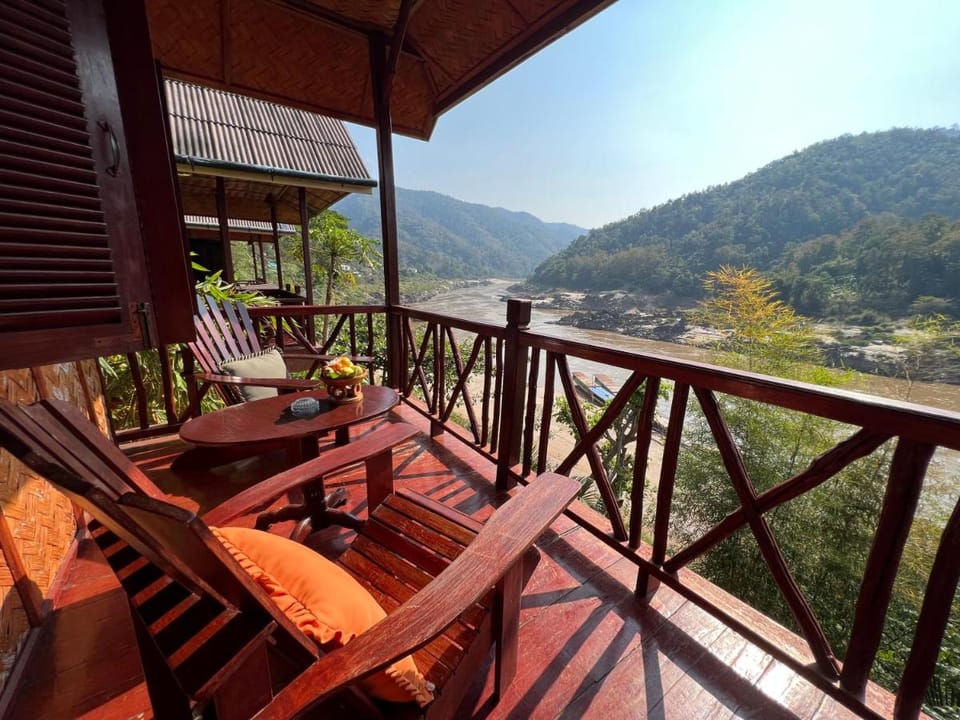 Mekong Riverside Lodge Hotel in Laos