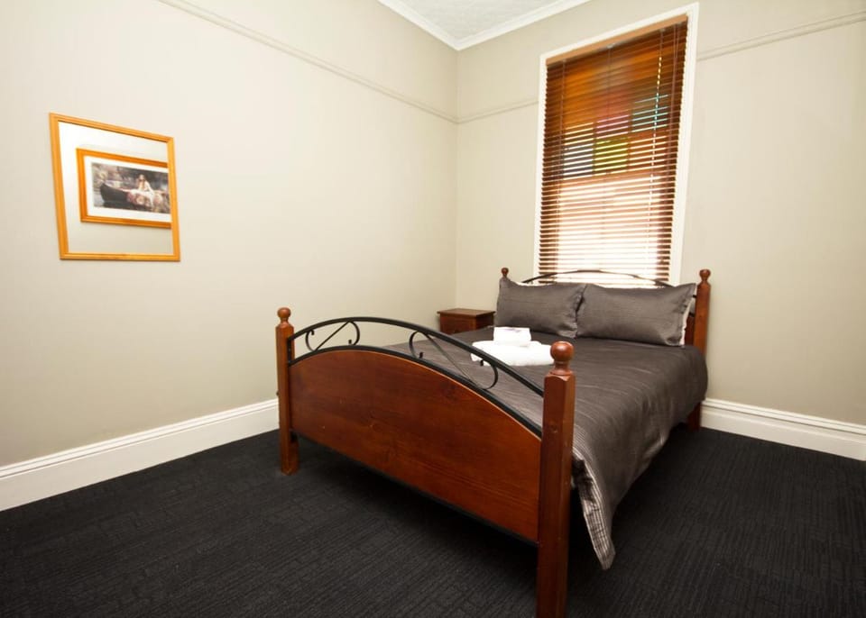Peden's Hotel Hotel in Cessnock