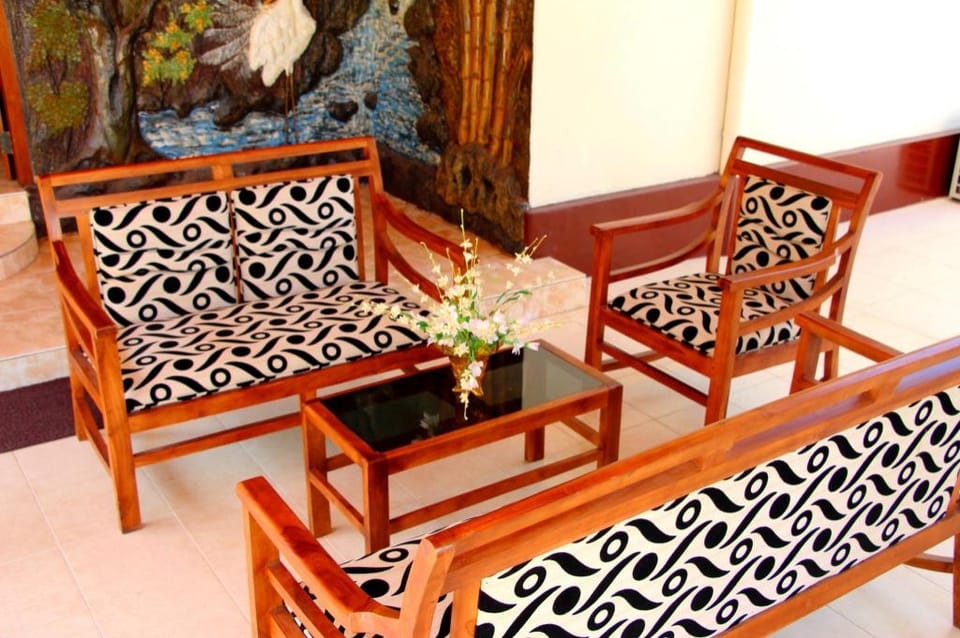 Holiday Fashion Inn Bed and Breakfast in Negombo