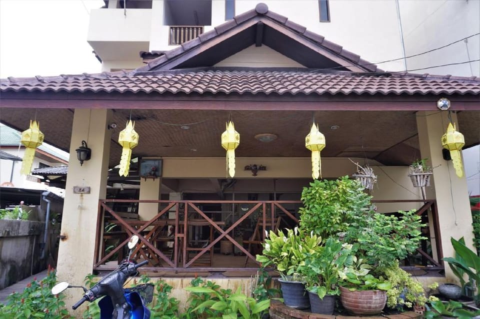 Water Well Guesthouse Bed and Breakfast in Chiang Mai