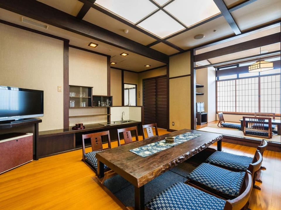 Yuzanso Ryokan in Shiga, Japan