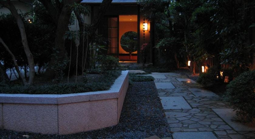 Yadoya Nishijinso Ryokan in Kyoto