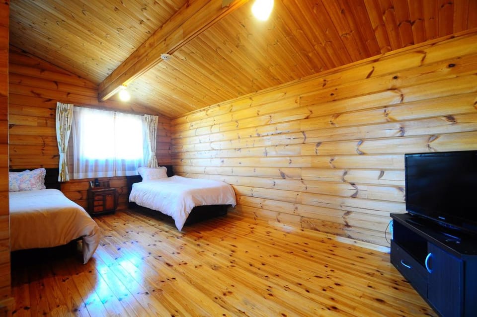 Pension Yonaha Dake Lodge in Okinawa Prefecture