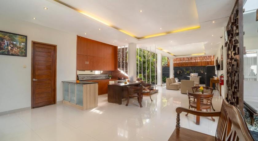 Oxy House Bali Hotel in Denpasar
