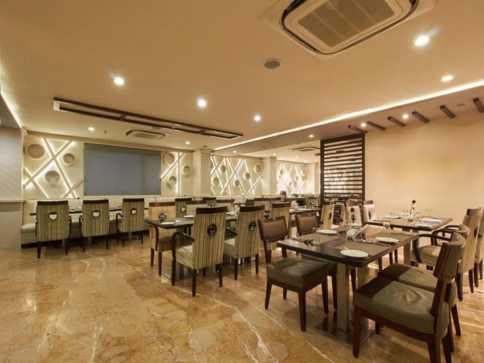 Royal Reve Hotel Hotel in Secunderabad