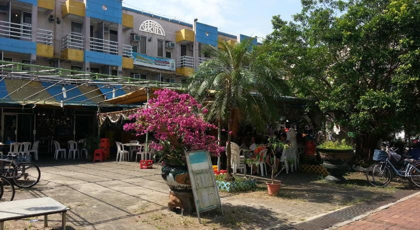 Silverview Resort Holiday Bed and Breakfast in Hong Kong
