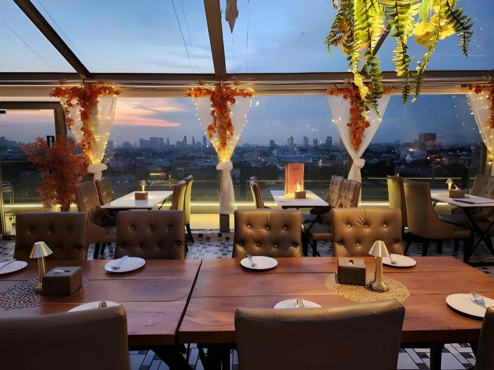 Sky Dome Resotel Hotel in Bangkok