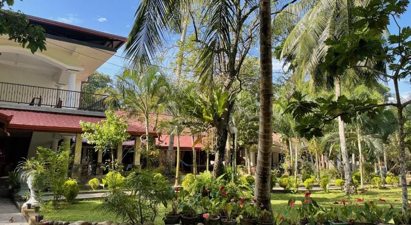 Little Villa Hotel in Wadduwa