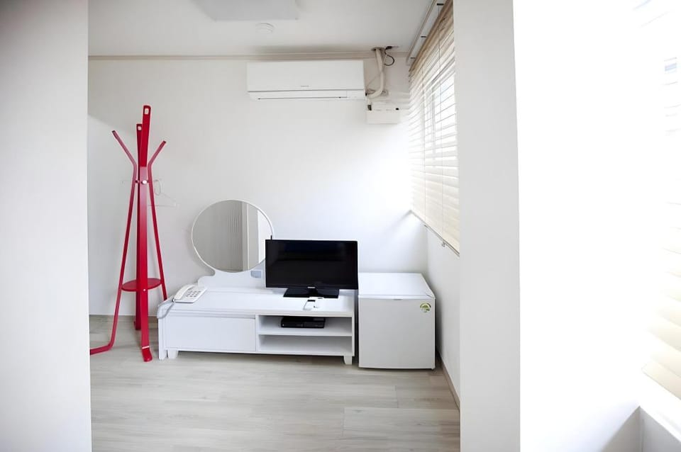 Ari Guesthouse Bed and Breakfast in Seoul