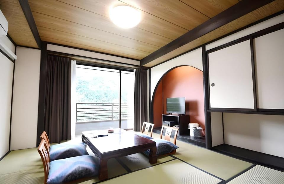 Kinugawa Onsen Hotel Manyotei Ryokan in Japan