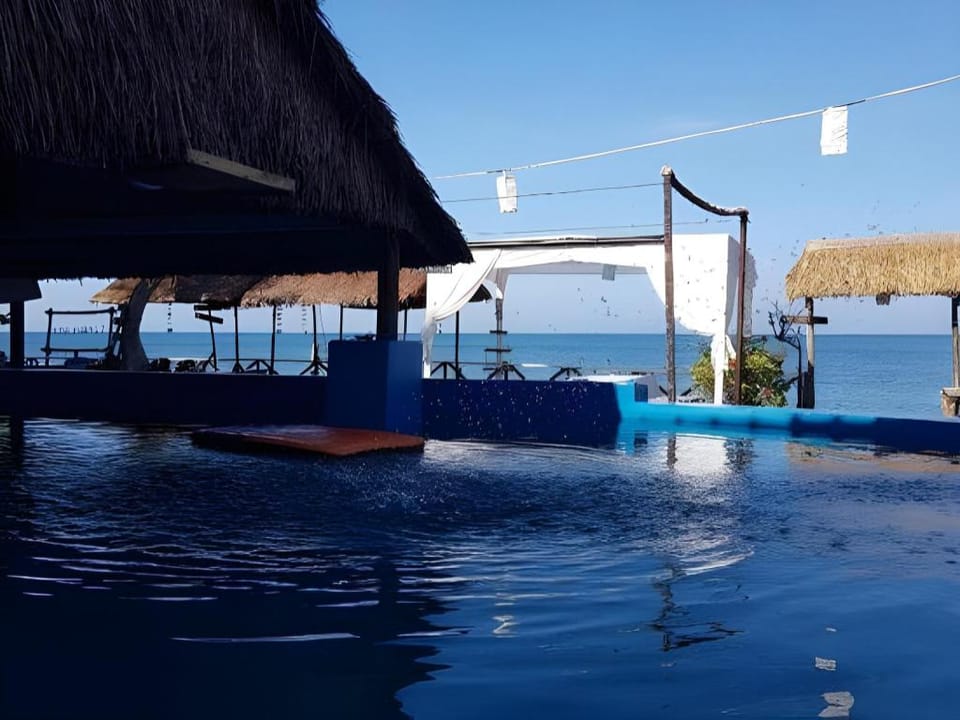 Kohchang7 Seaview Bungalow Bed and Breakfast in Koh Chang Tai