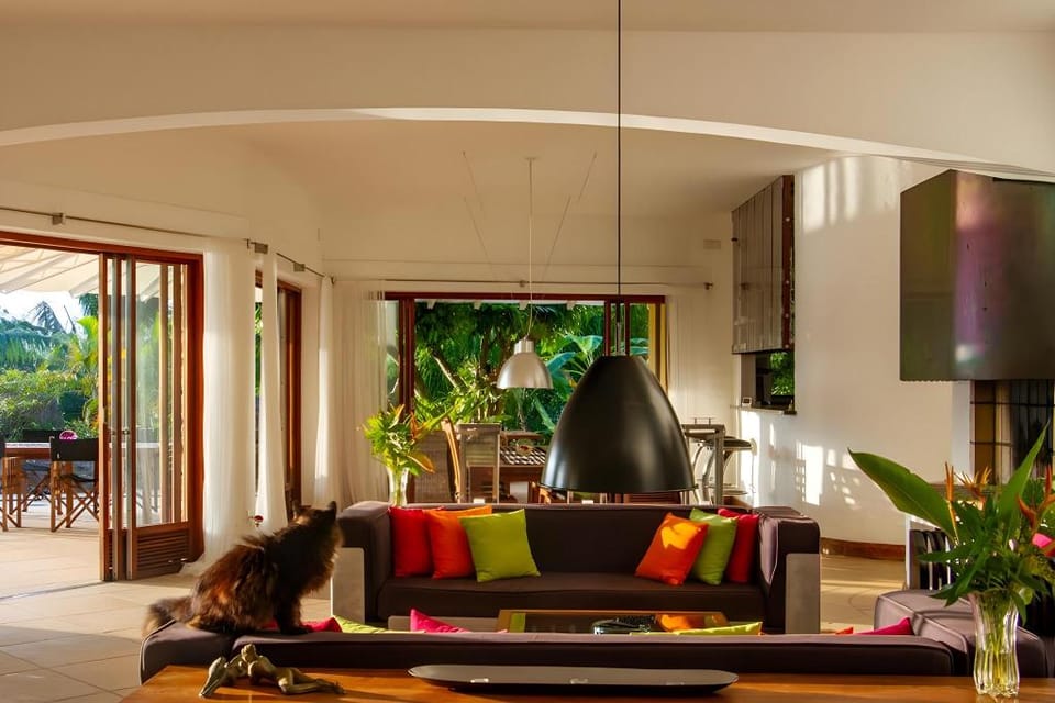 Bougainvillea Retreat Bed and Breakfast in Central Province