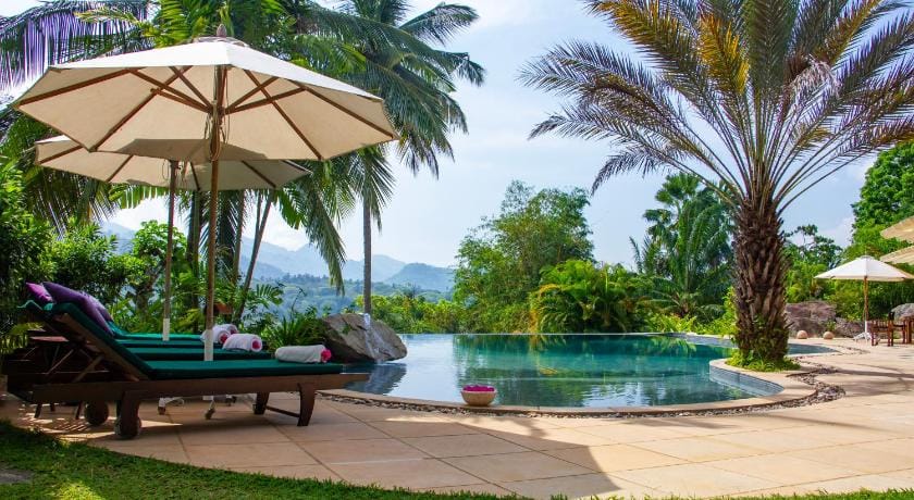 Bougainvillea Retreat Bed and Breakfast in Central Province