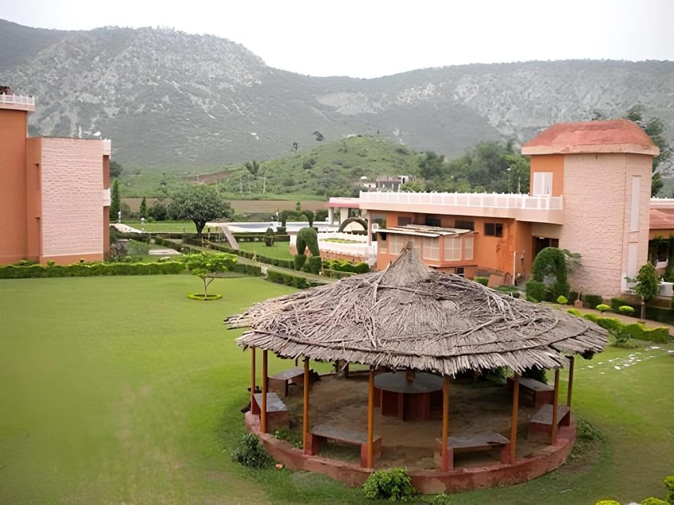 Sariska Tiger Camp Campground/ 
RV Resort in Rajasthan