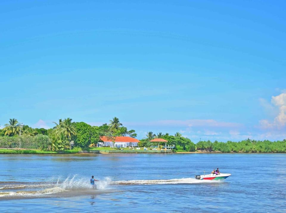 Mihin Villa Hotel in Western Province