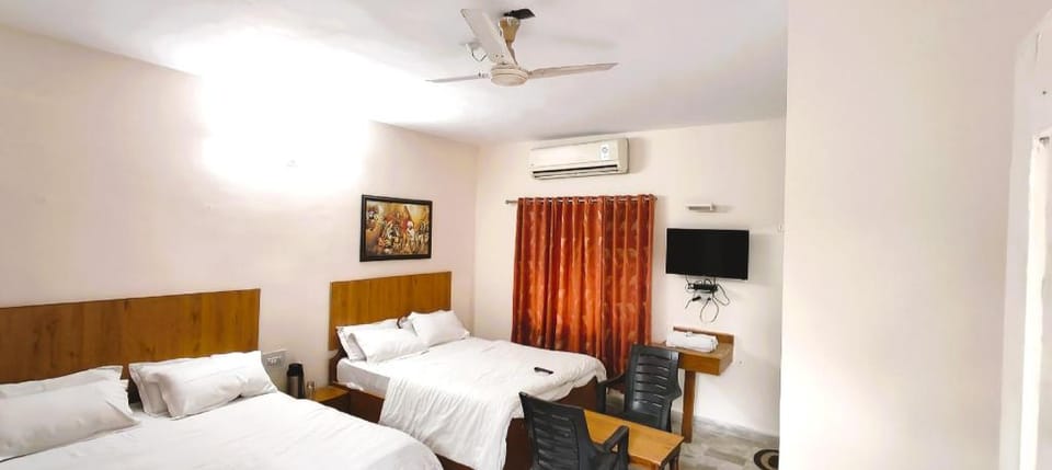 Rising Sun Retreat Bed and Breakfast in Gujarat