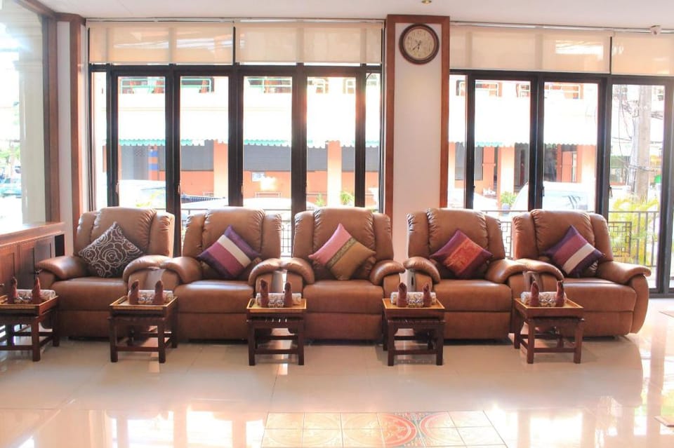 Lub Sbuy House Hotel Hotel in Wichit