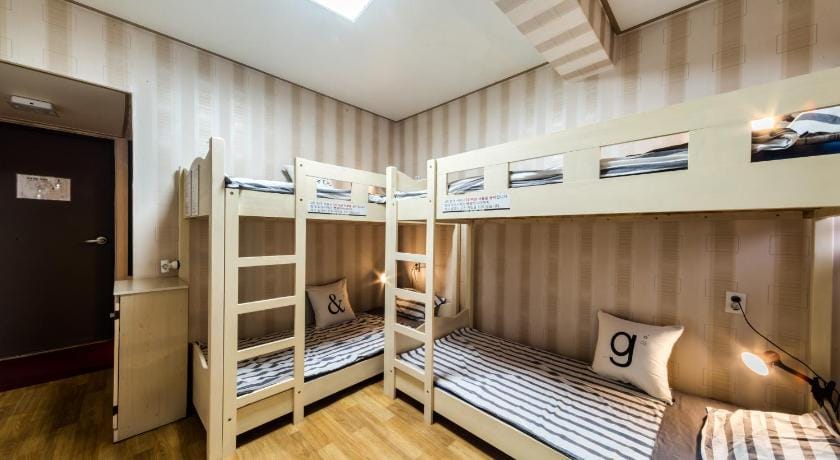Funstay Inn Guesthouse Bed and Breakfast in Busan