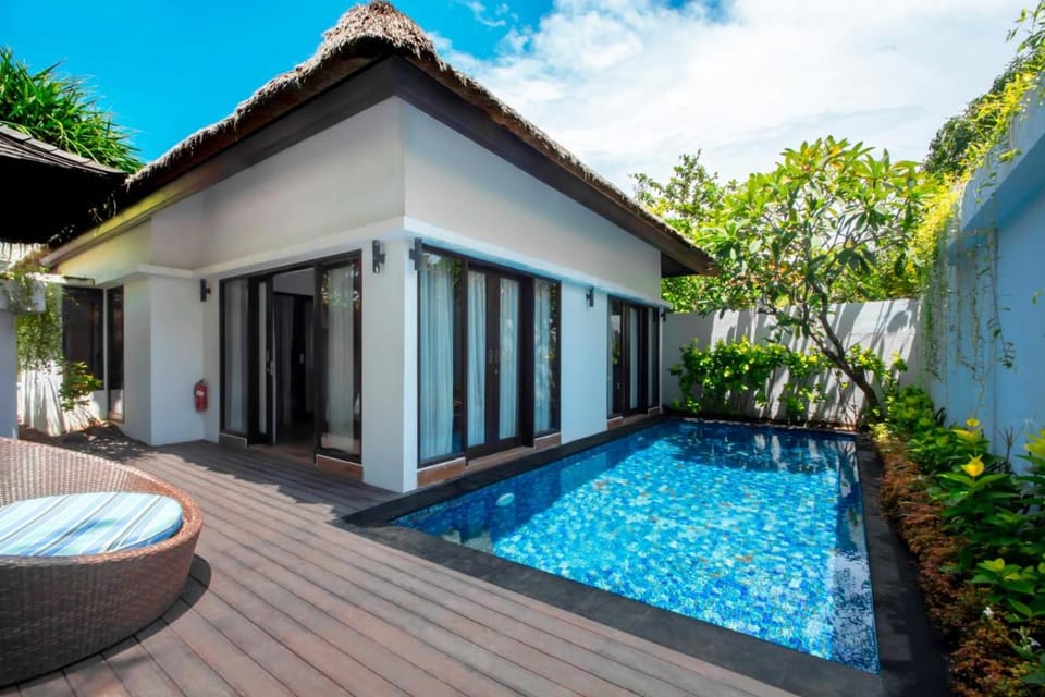 Lembongan Beach Club & Resort Resort in Nusapenida