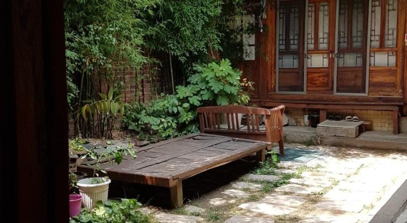 Gongsimga Hanok Guesthouse Bed and Breakfast in Seoul