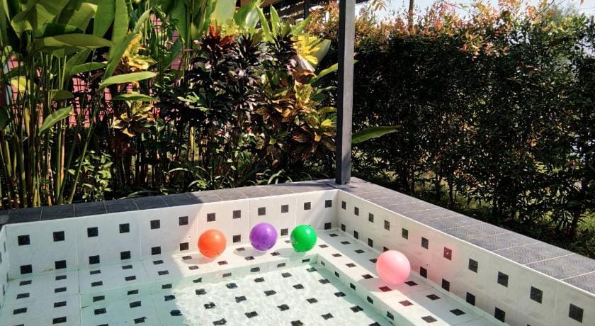 Ban Bang Home Resort Bed and Breakfast in Thailand