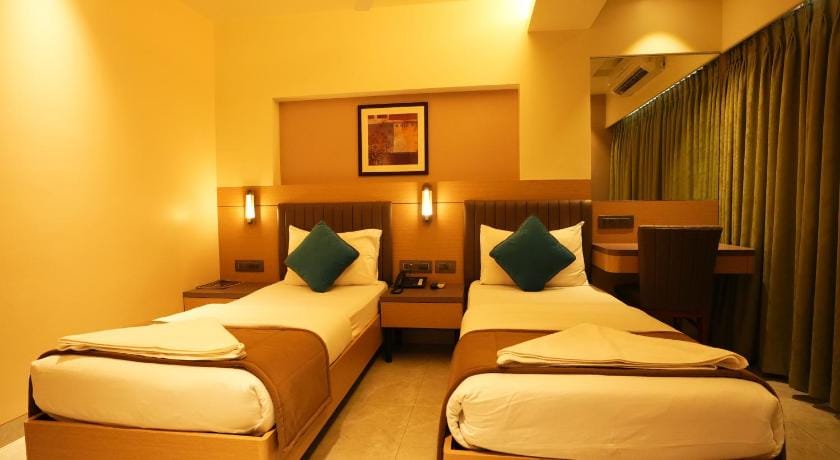 Hotel Rama Krishna Bed and Breakfast in Mumbai