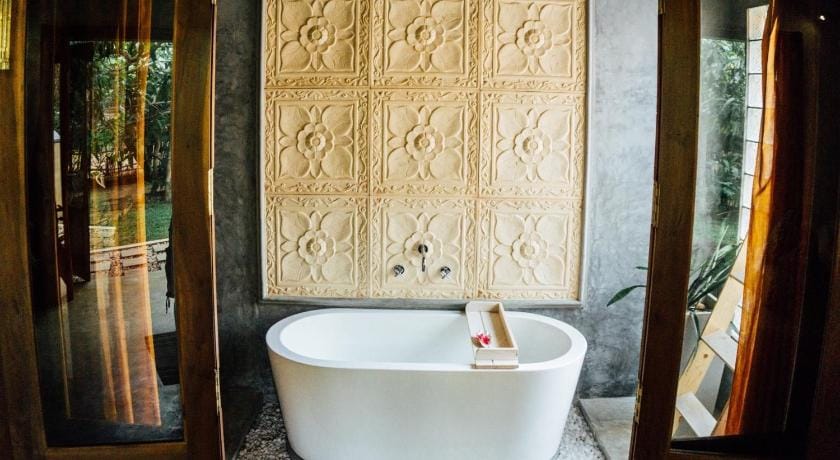Surf n Sun - Arugambay Guesthouse Hotel in Sri Lanka