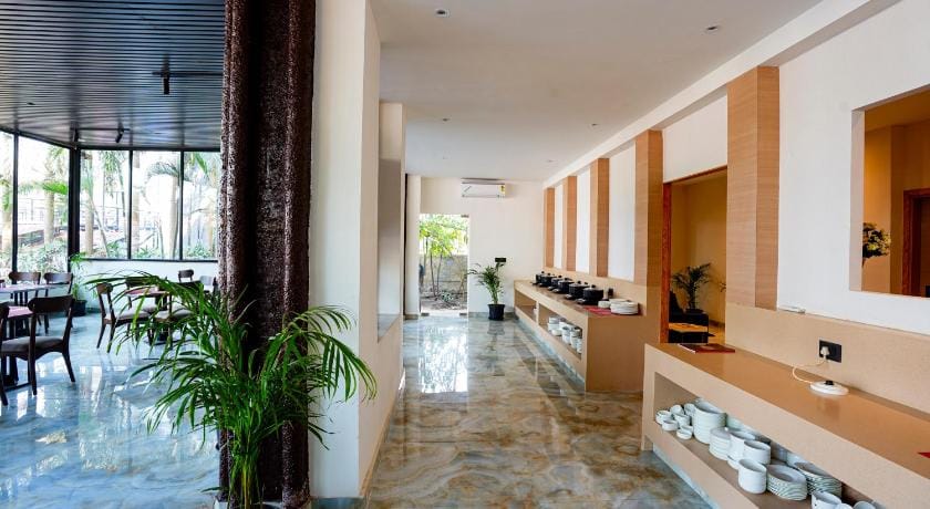 Hotel Meraden Opus Hotel in Goa, India
