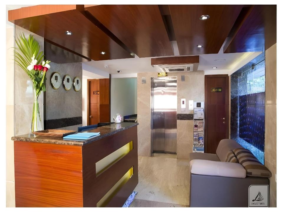 Lailas County Hotel in Puducherry