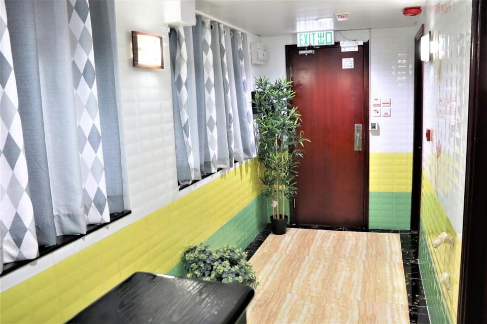 Super Guest House Bed and Breakfast in Hong Kong