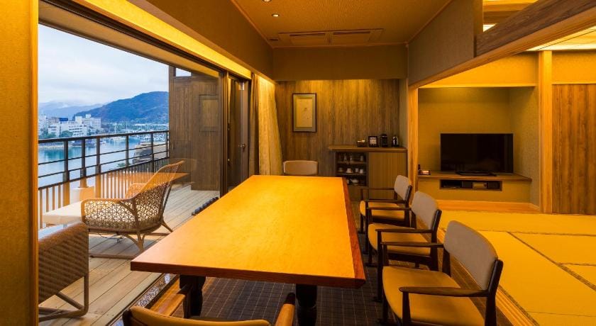 Hotel New Awaji - Sumoto Onsen Ryokan in Hyogo Prefecture