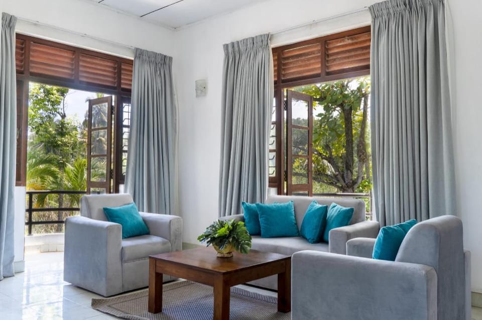 Villa Sarakkuwa Bed and Breakfast in Negombo