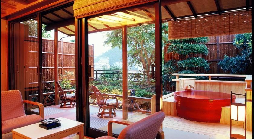 Shin Kadoya Hotel Ryokan in Shizuoka Prefecture