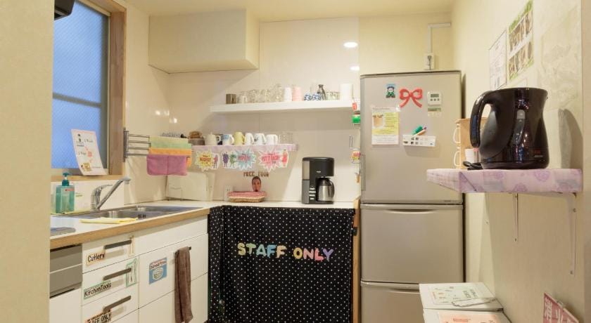 Fukuoka Hana Hostel Bed and Breakfast in Fukuoka