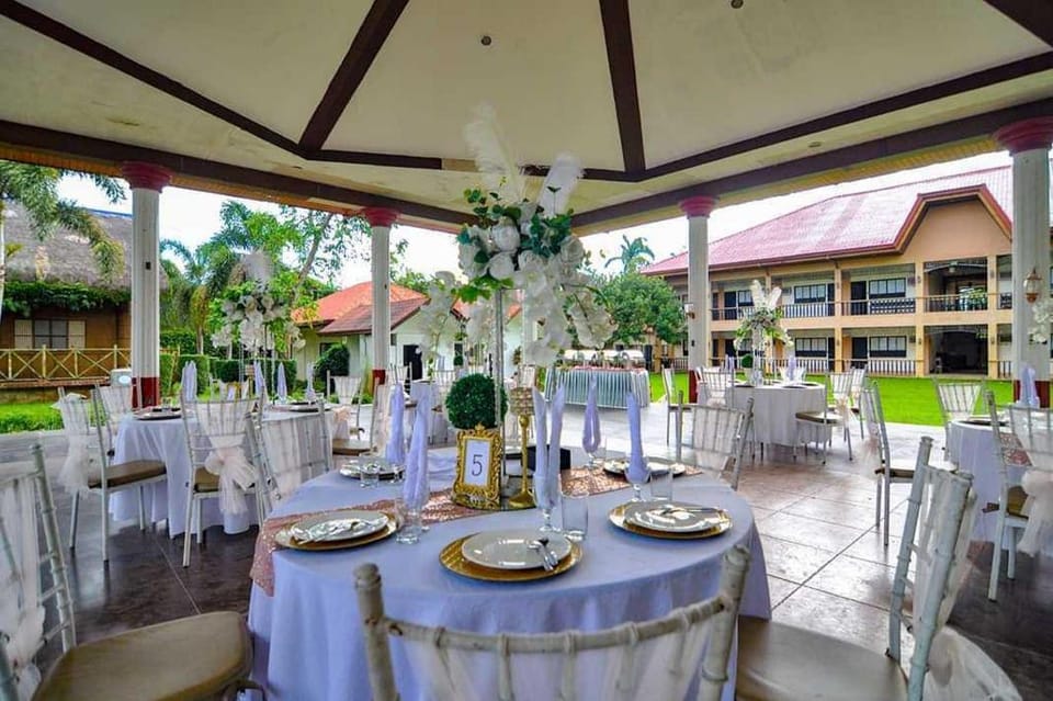 Grand Villa Laguna Hotel in Calabarzon
