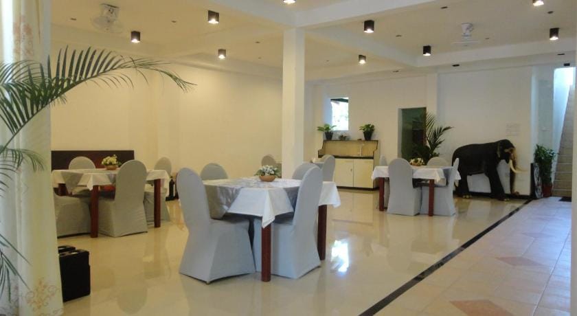 Green Land Guest House Bed and Breakfast in Sri Lanka