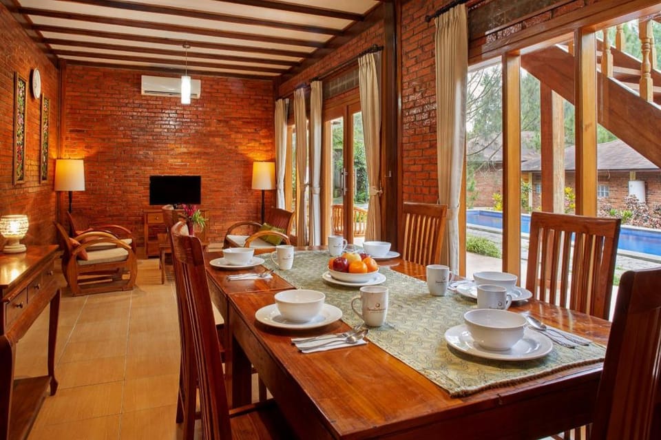 Jambuluwuk Convention Hall & Resort Puncak Resort in West Java