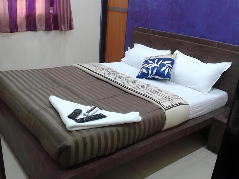 Ascot Inn Hotel in Mumbai