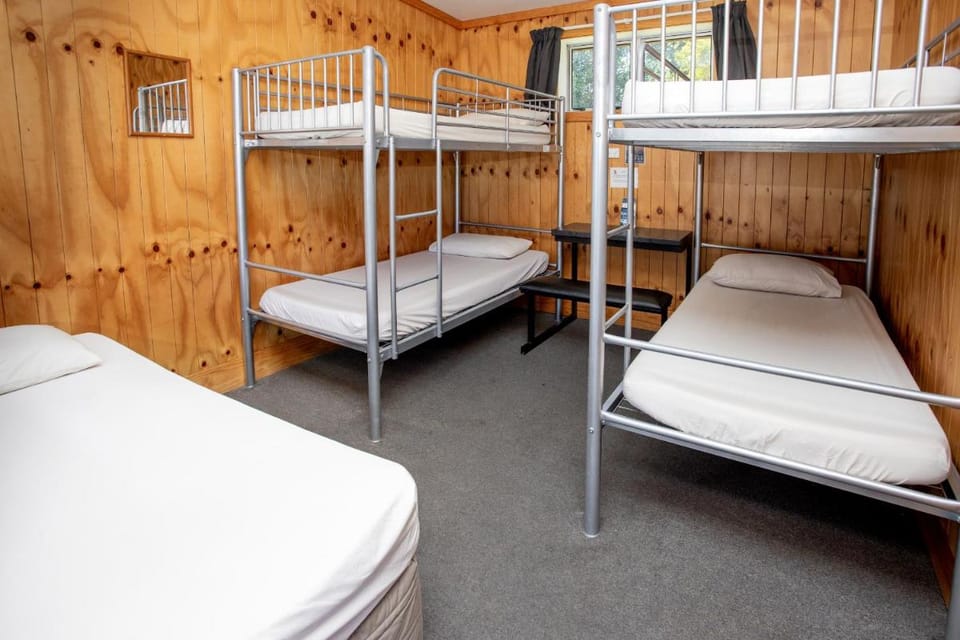 Wellington TOP 10 Holiday Park Campground/ 
RV Resort in Lower Hutt